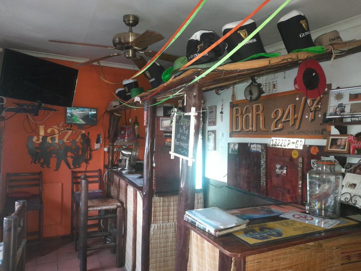 1322 Backpackers International Hostel Pretoria Exterior photo